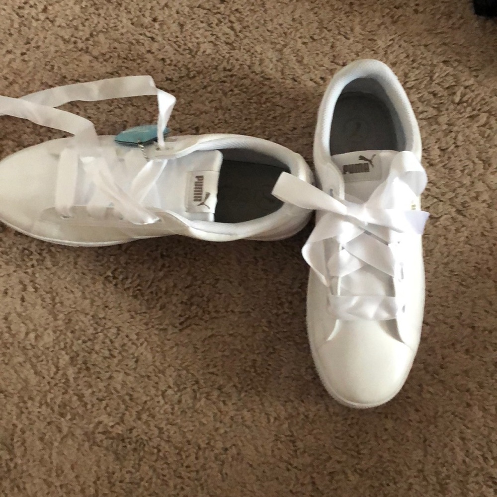 Puma sneakers perfect with any outfit!